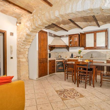 La Casa Dell' Etrusco Villa ตาร์กวิเนีย ภายนอก รูปภาพ